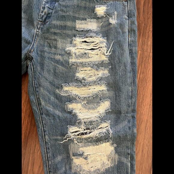 New Blank NYC Light Blue Distressed Straight Leg Jean Distressed 31 - Picture 2 of 6